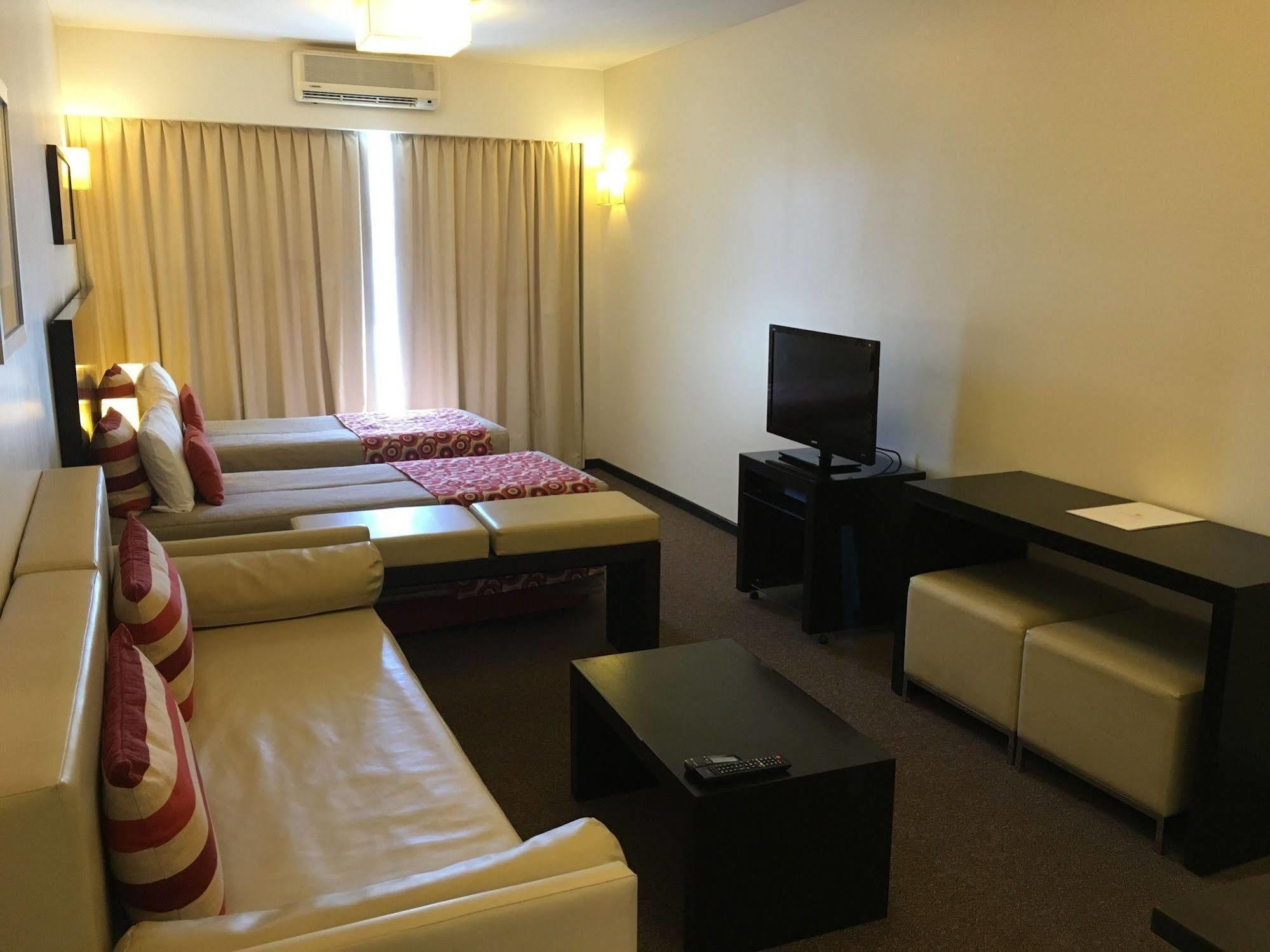 בואנוס איירס Espacia Suites מראה חיצוני תמונה